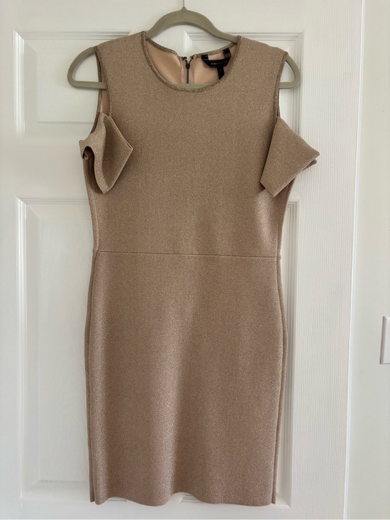 BCBGMaxAzria Dresses & Skirts - BCBGMaxAzria Metallic Taupe Cold-Shoulder Body Con dress
